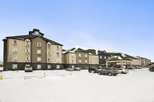 Гостиница Super 8 by Wyndham Dawson Creek