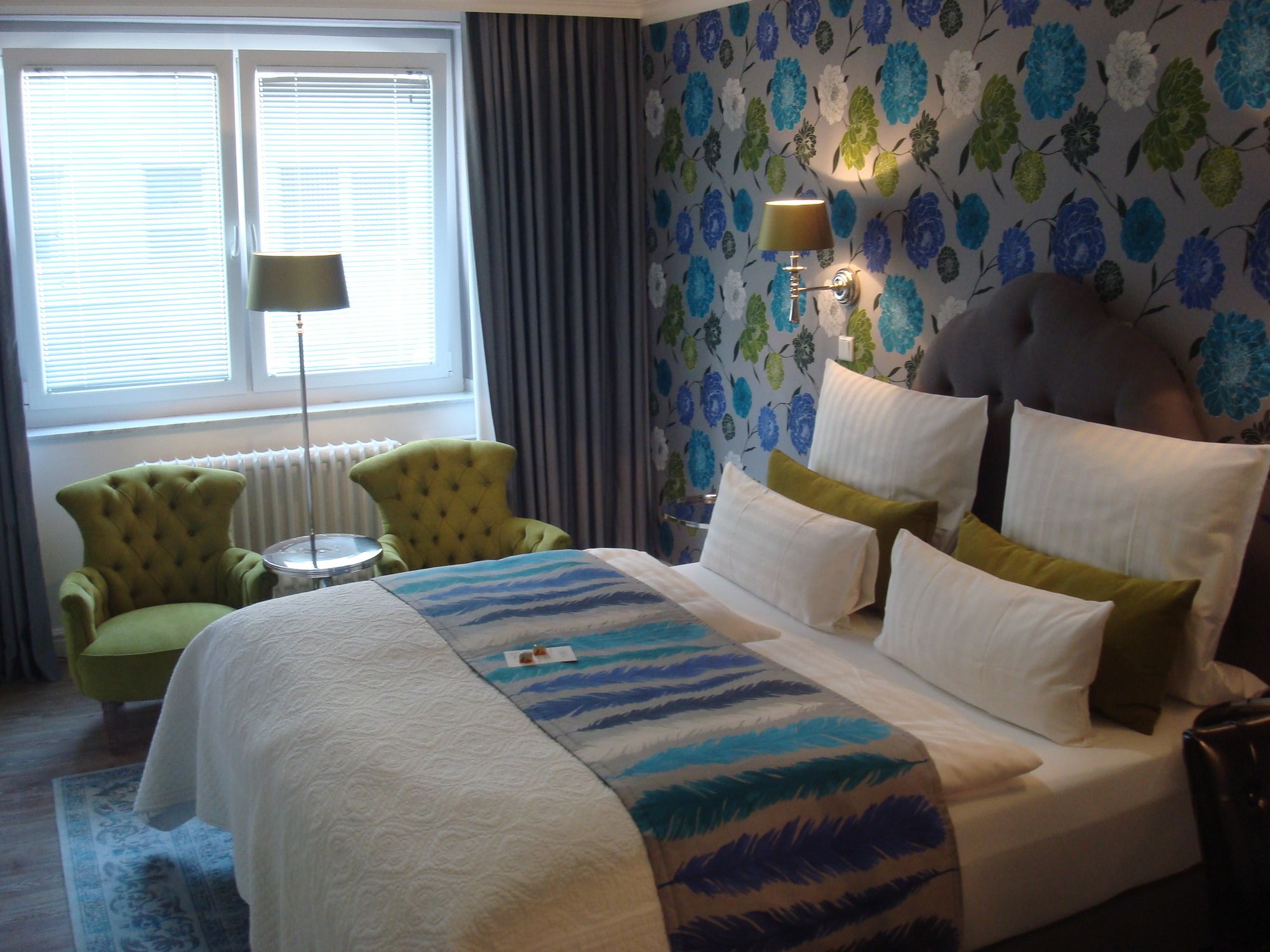 Фото Hotel Sir & Lady Astor