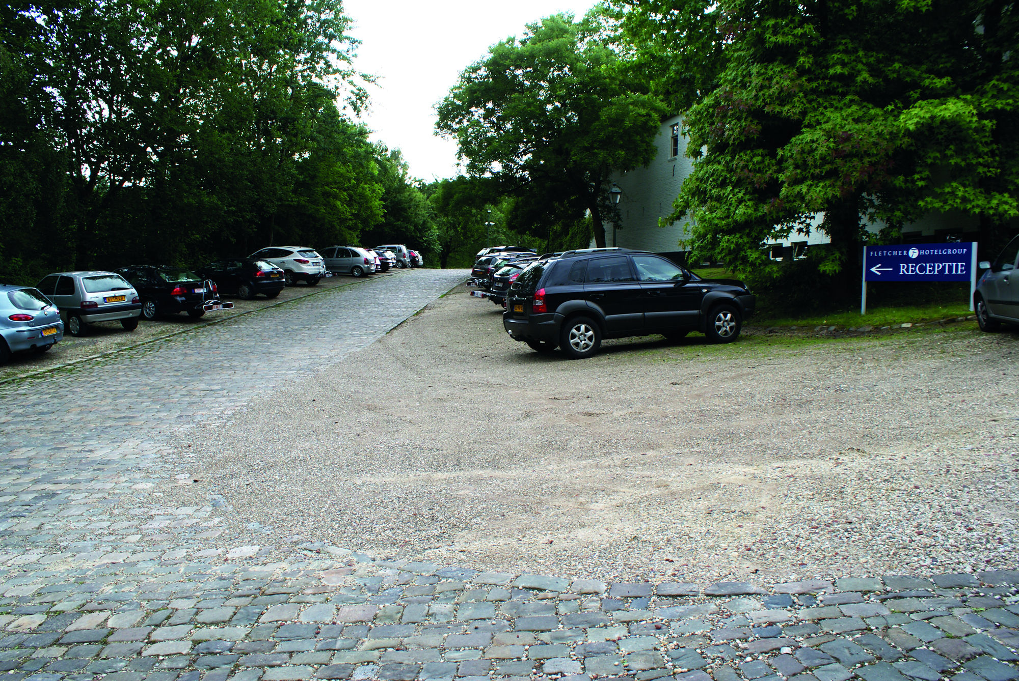 Фото Fletcher Hotel-Restaurant Kasteel Erenstein