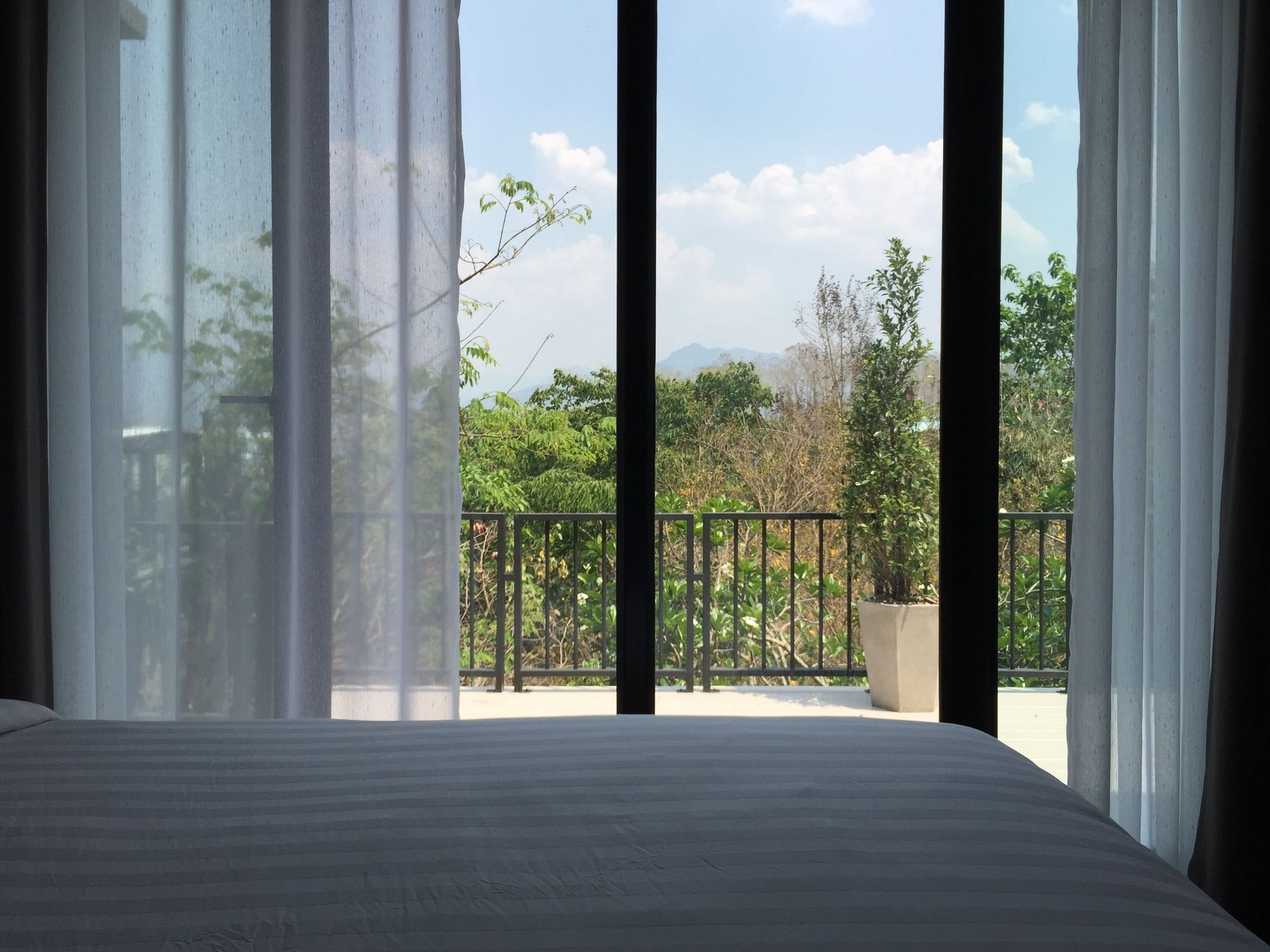 Фото Cocoa Valley Resort