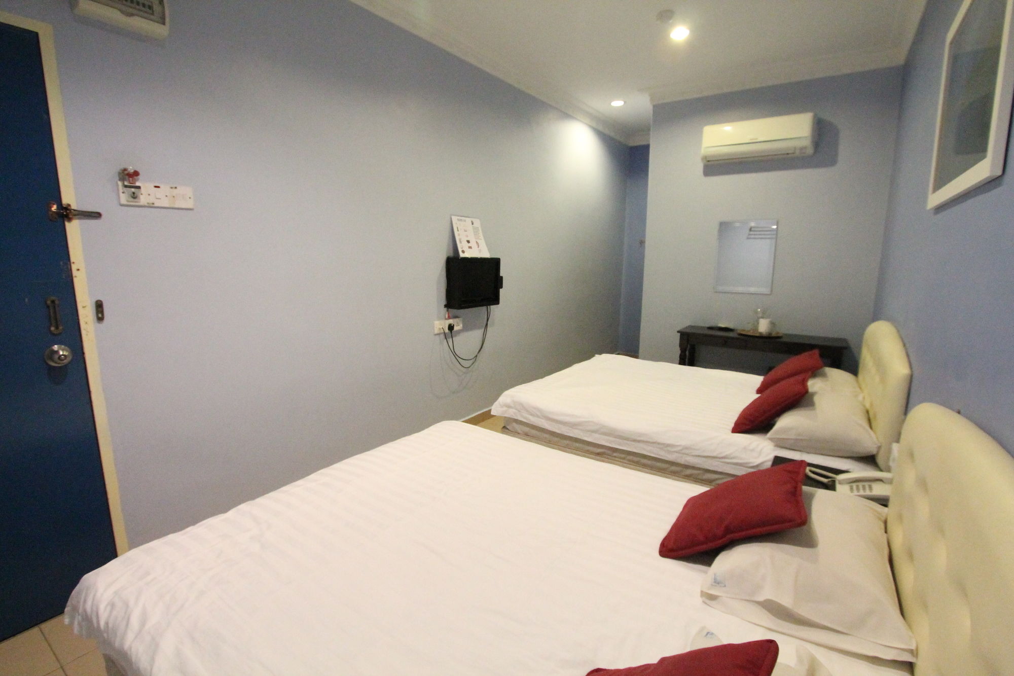 Фото Hotel Station 18