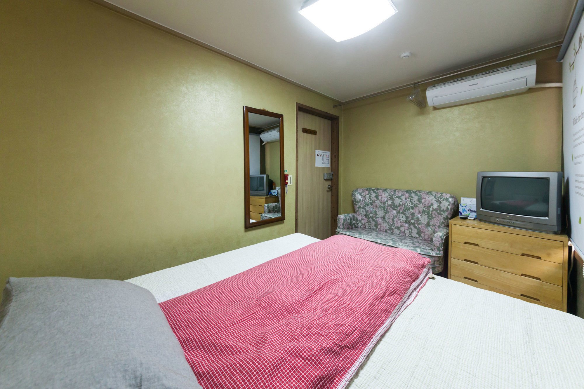 Фото Yehadoye Guest House