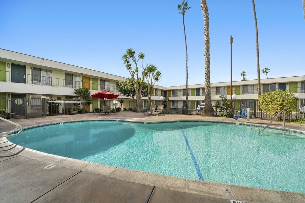 Фото Vagabond Inn Ventura