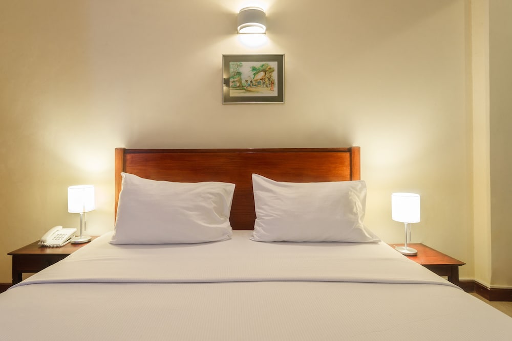 Фото Hotel Janaki