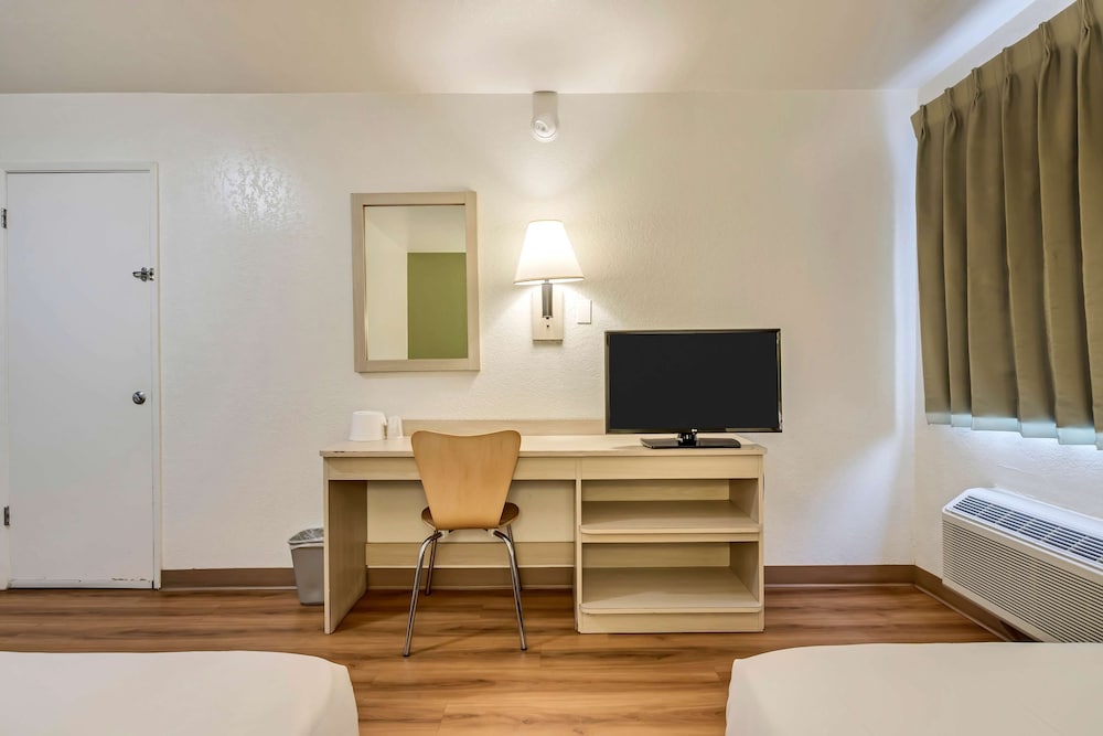 Фото Motel 6 Ogden, Ut- Downtown