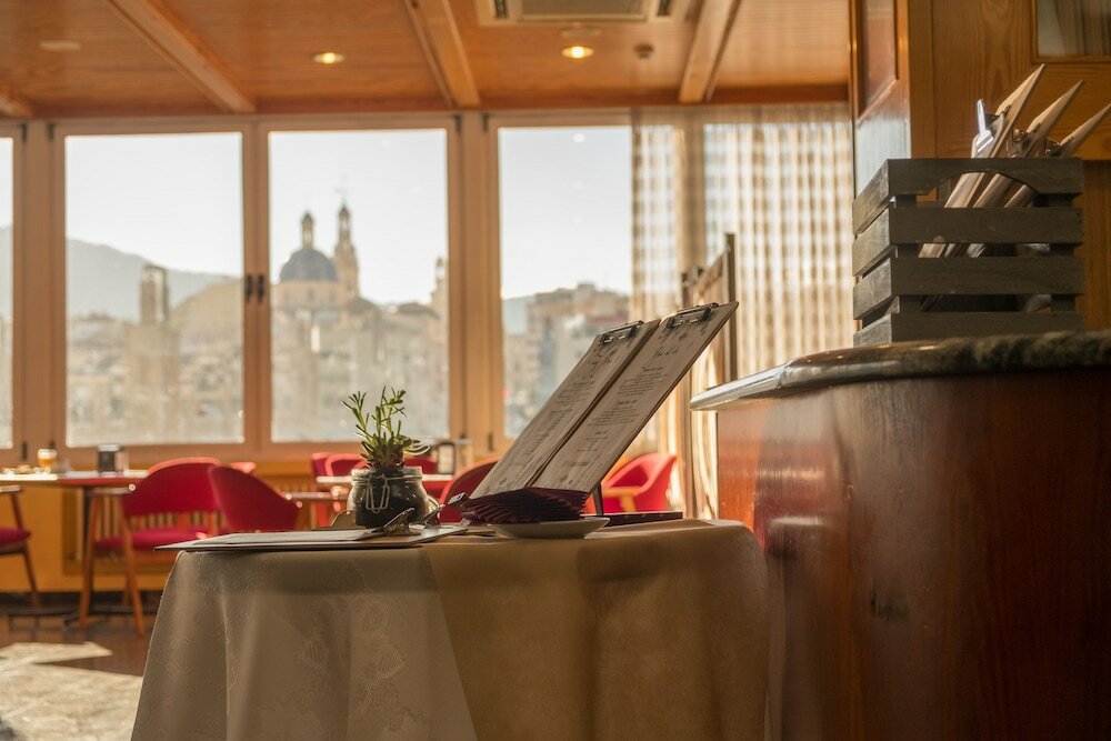 Фото Hotel Reconquista