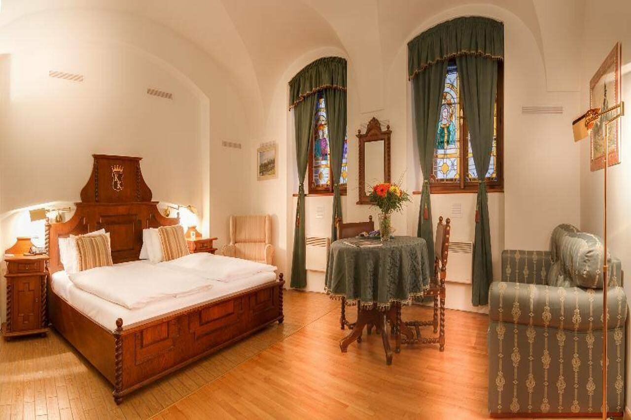 Фото The King Charles