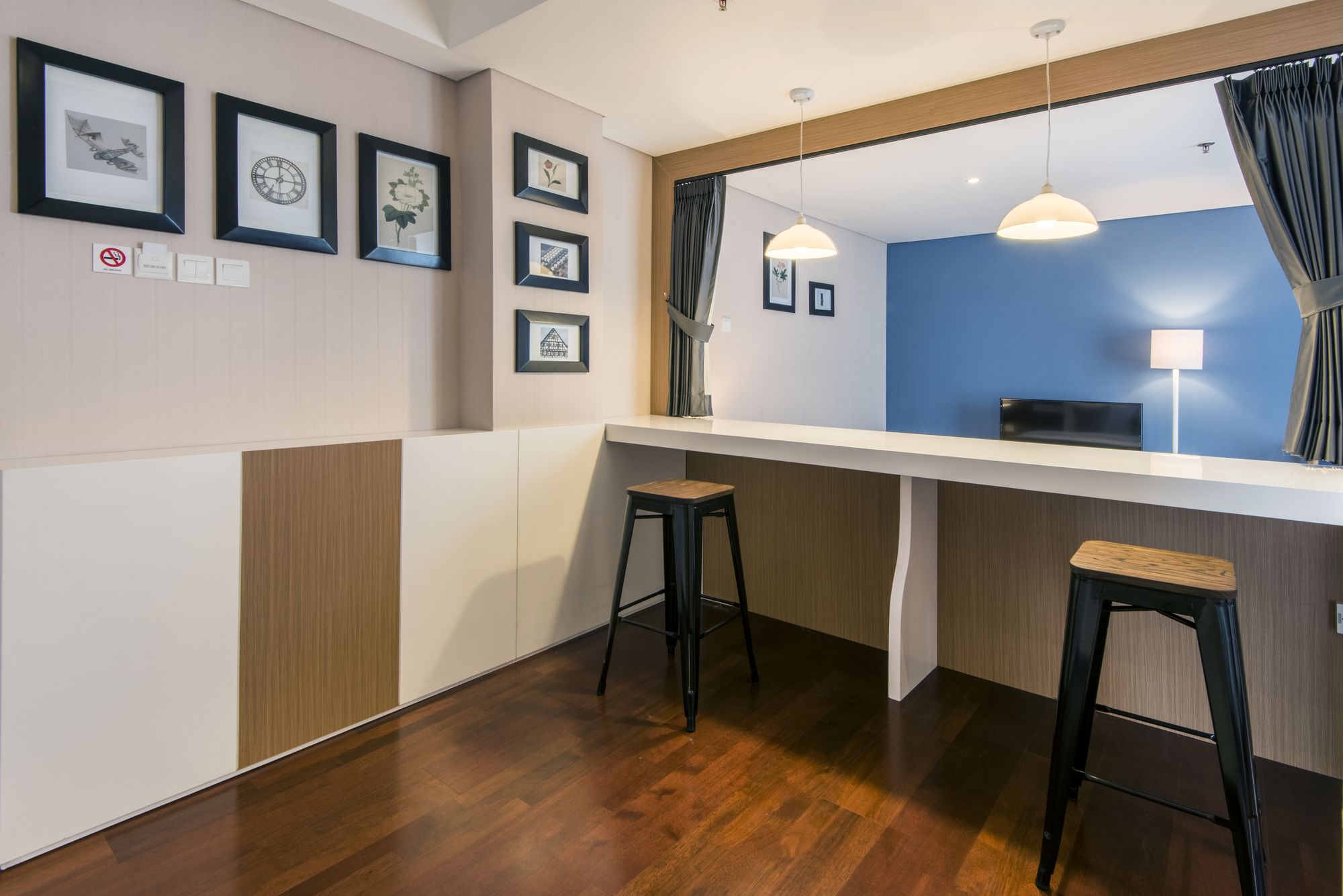 Фото Yan's House Hotel