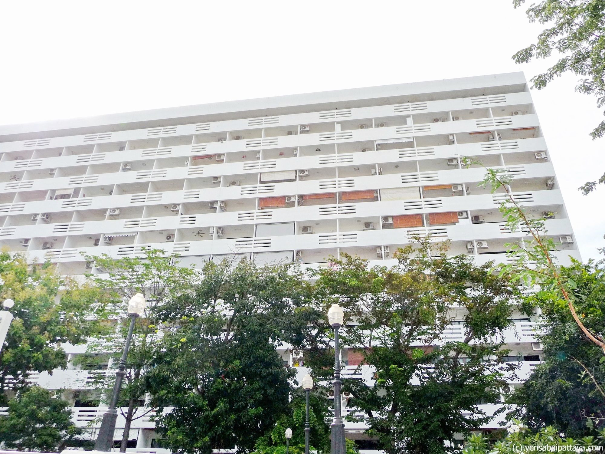 Фото Yensabai Condotel