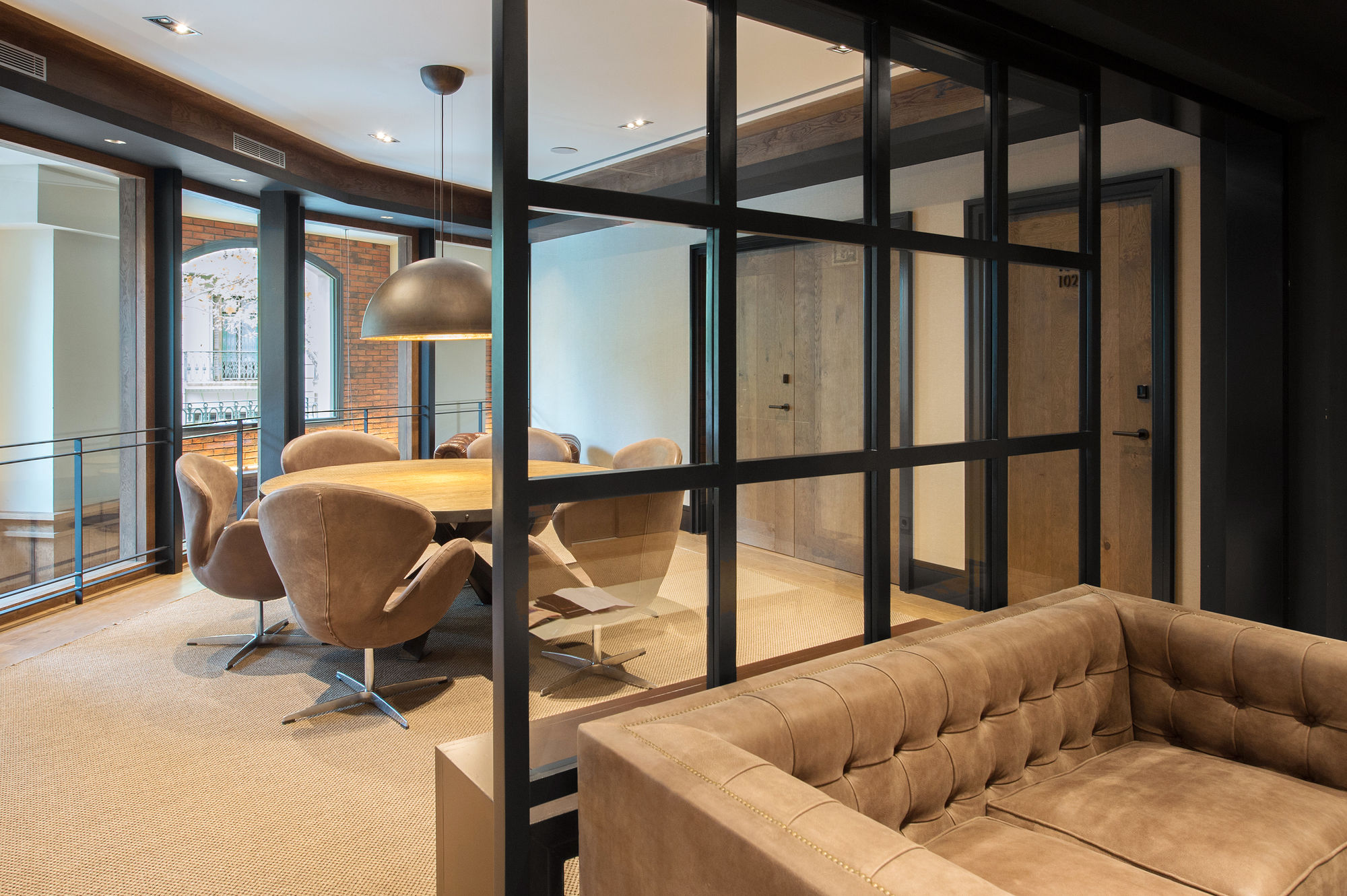 Фото The Corner Hotel