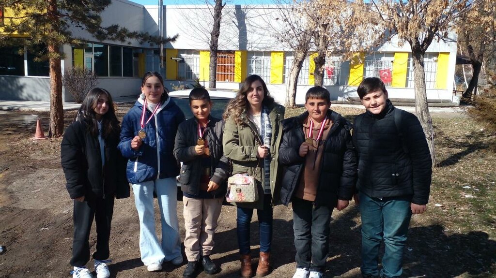 School Ciftlik Martyr Bulent Karatas Middle School, Erzurum, photo
