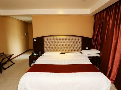 Гостиница Haoyu Business Hotel в Ляояне