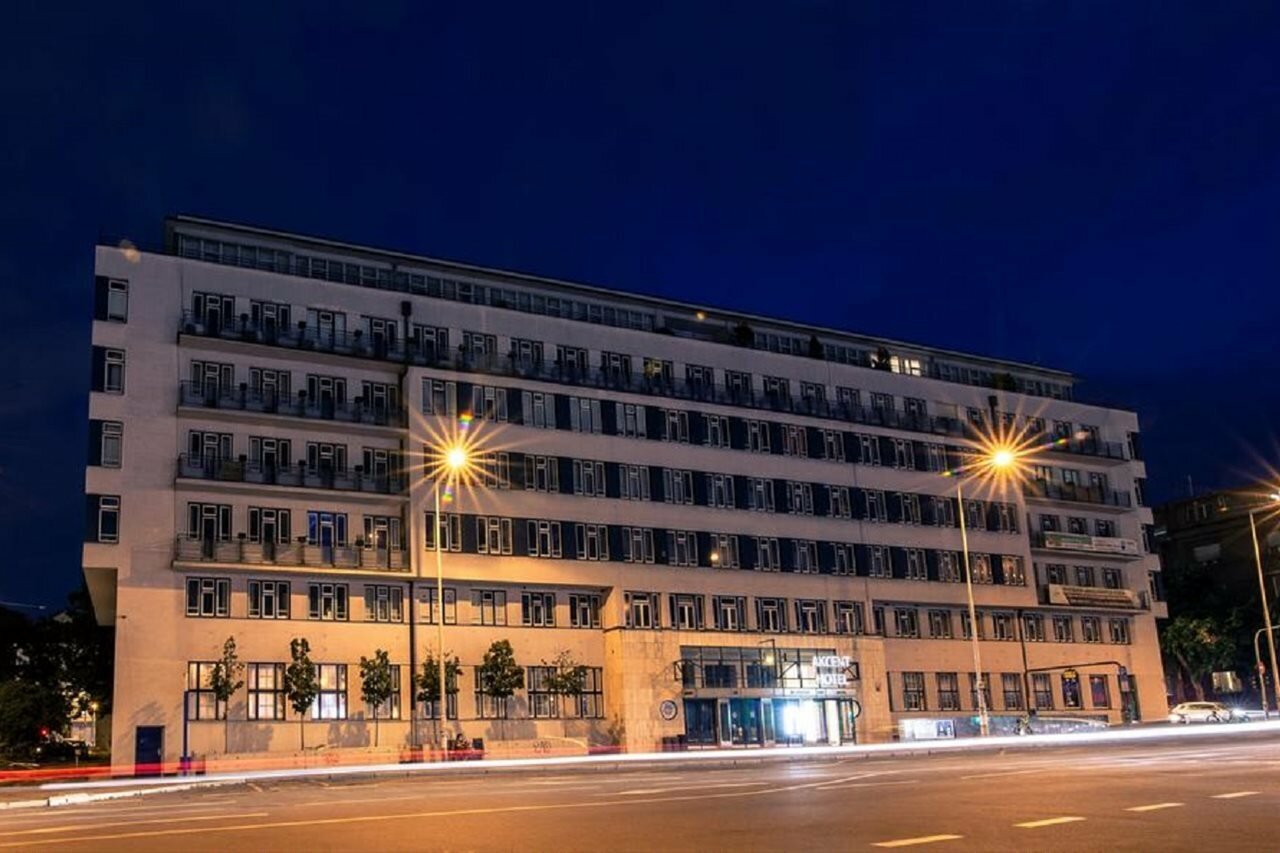 Фото отеля 1