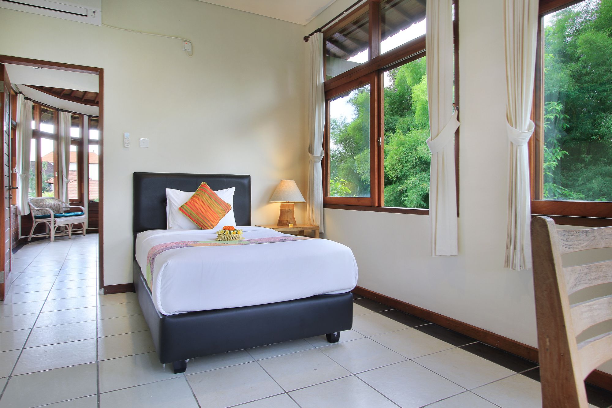 Фото Sarin Ubud Suites by Pramana Villas