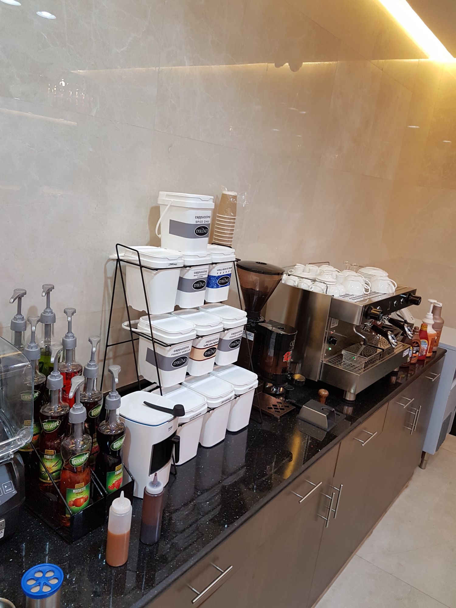 Фото Swiss Blue Hotel