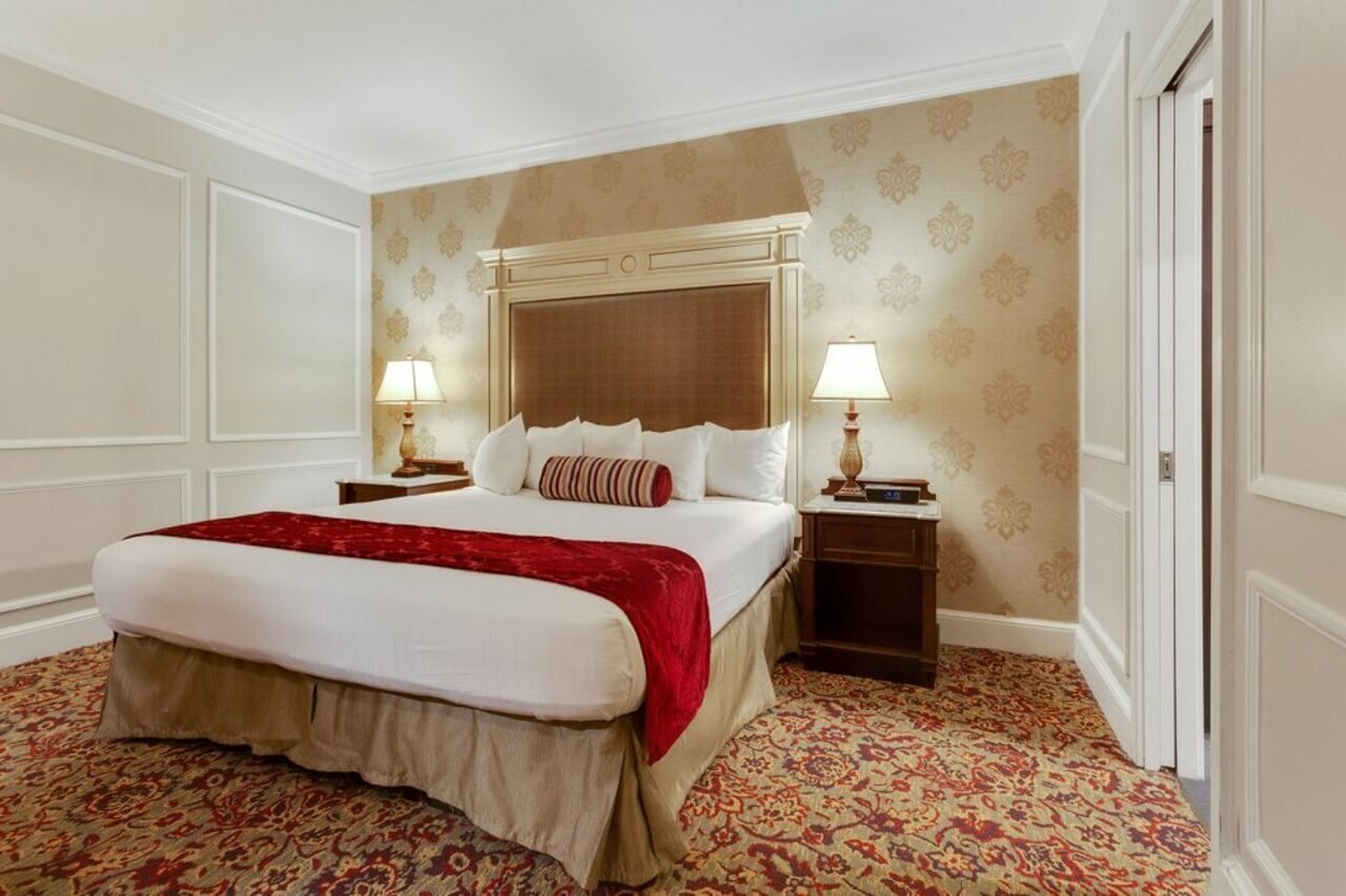 Фото Prince Conti Hotel