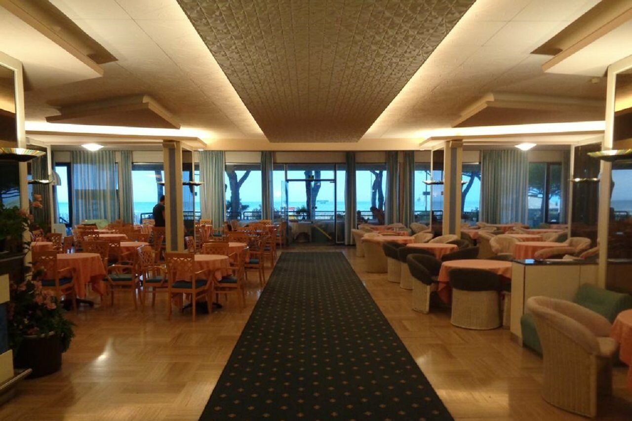 Фото Hotel Ambasciatori Palace