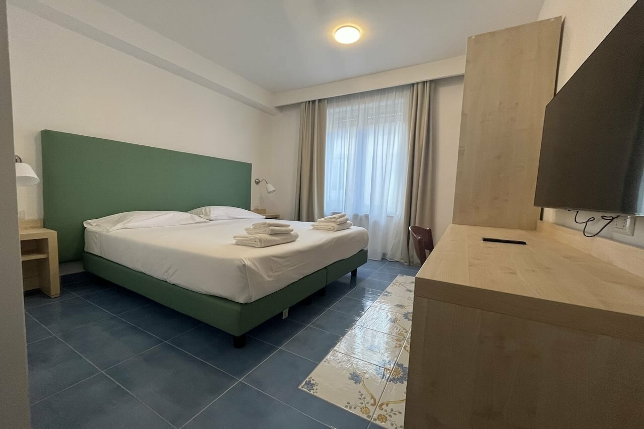 Фото Napolit'amo Hotel Medina