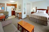 Фото Staybridge Suites Cranbury, an Ihg Hotel