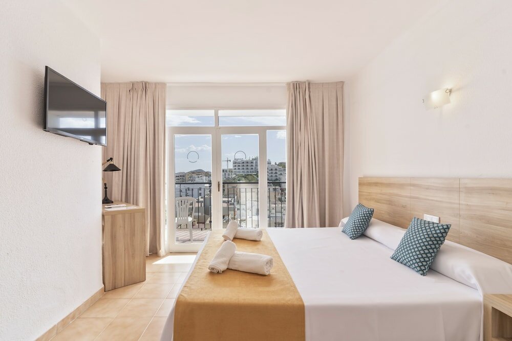 Фото Suncoast Ibiza Hotel - Adults Only -