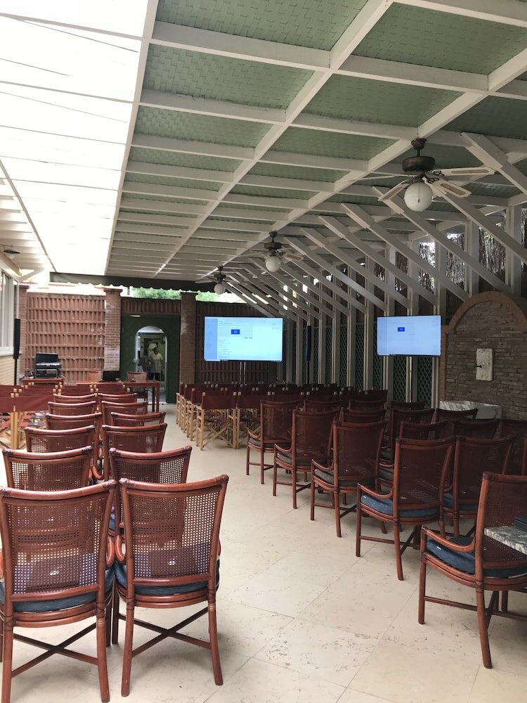 Фото Hotel President