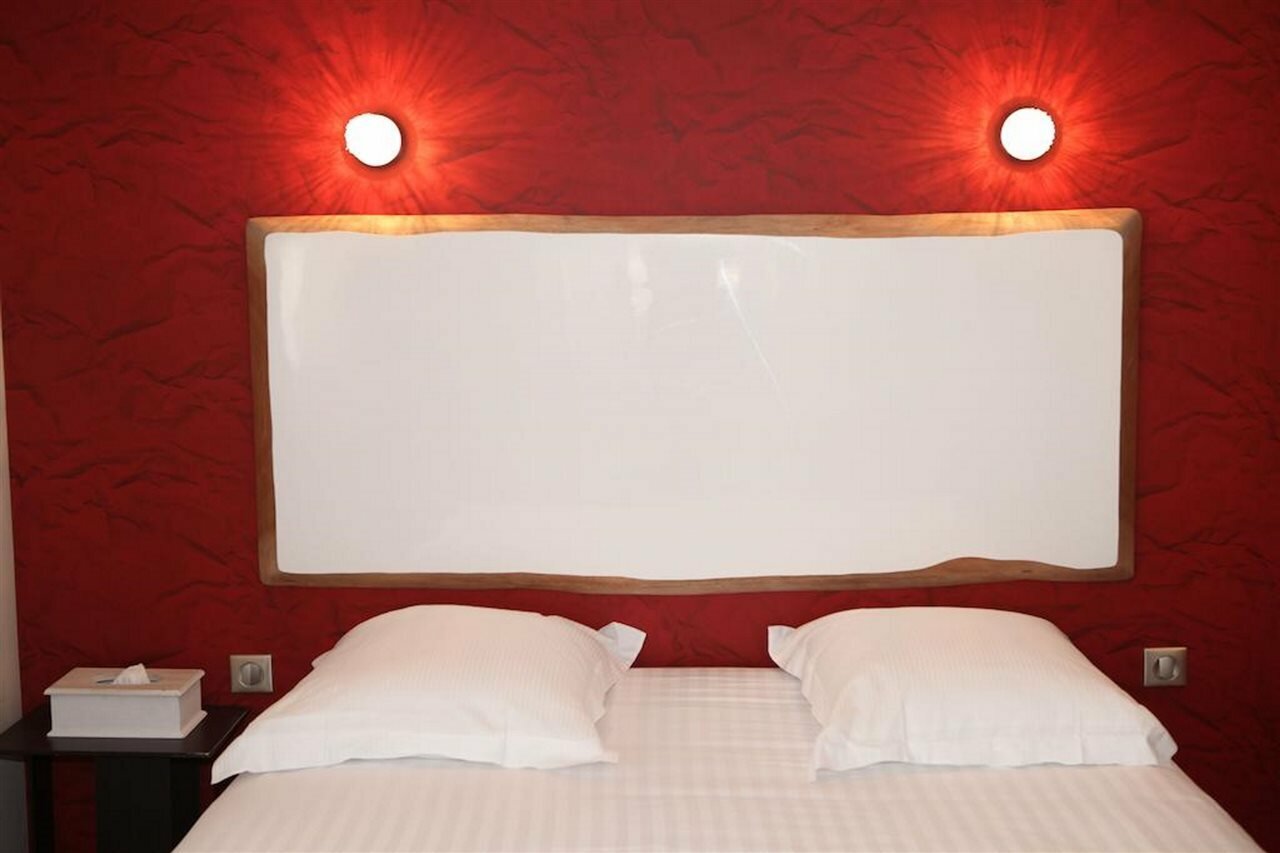 Фото Hôtel Cosmopolitain