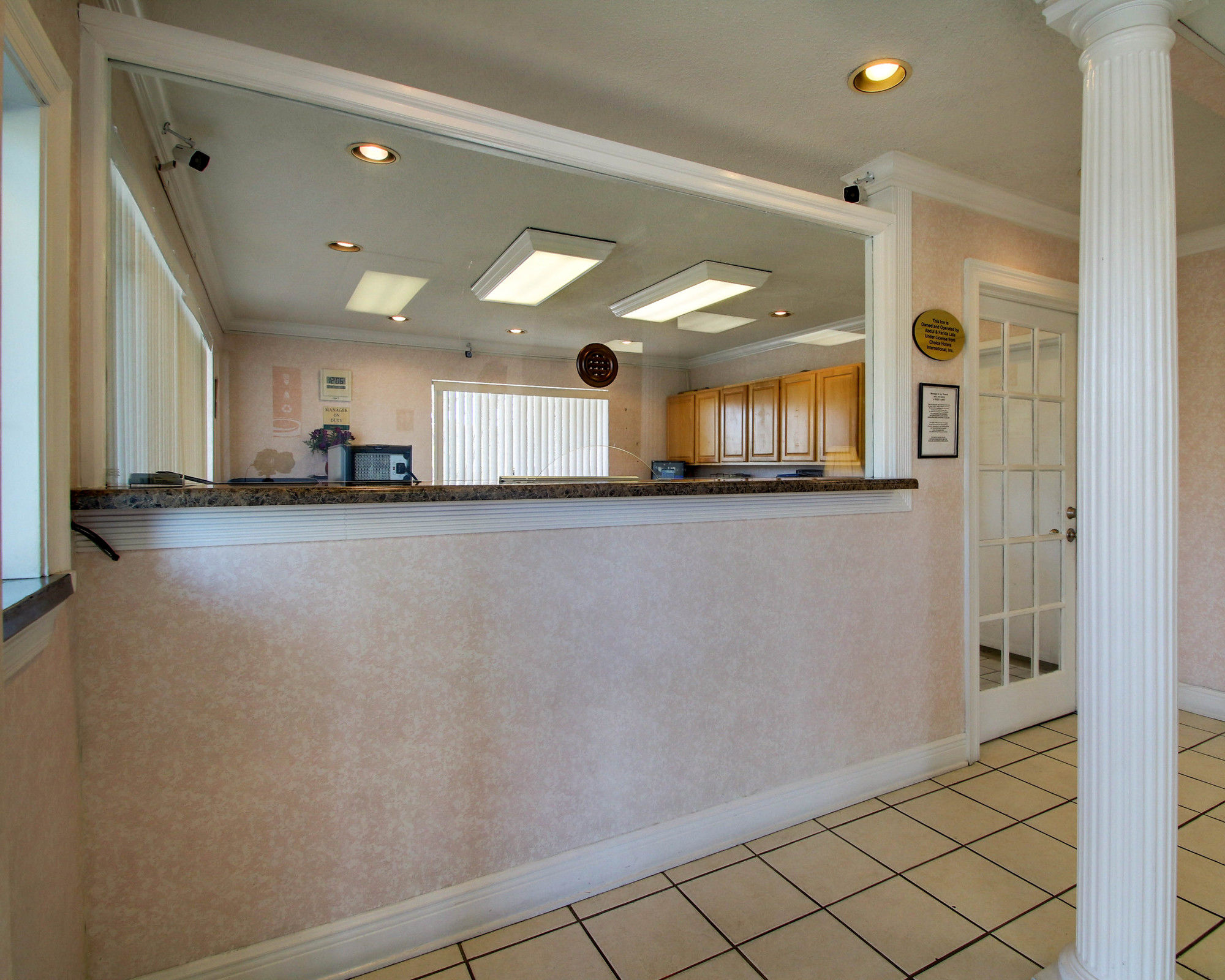 Фото Econo Lodge Meridian