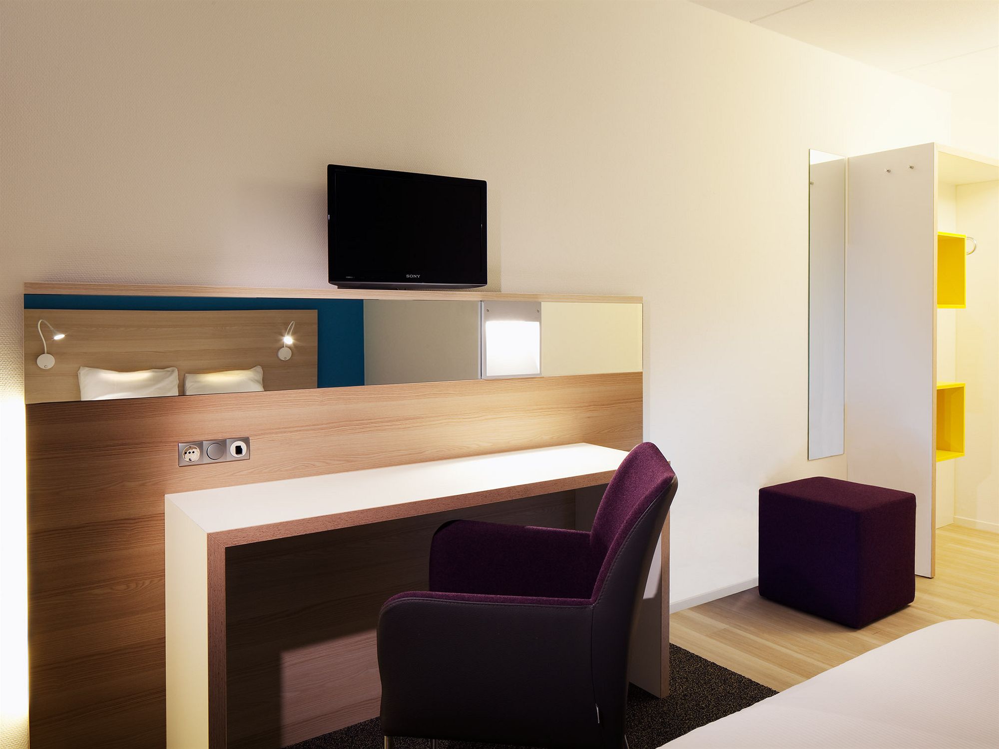 Фото The Happy Traveler