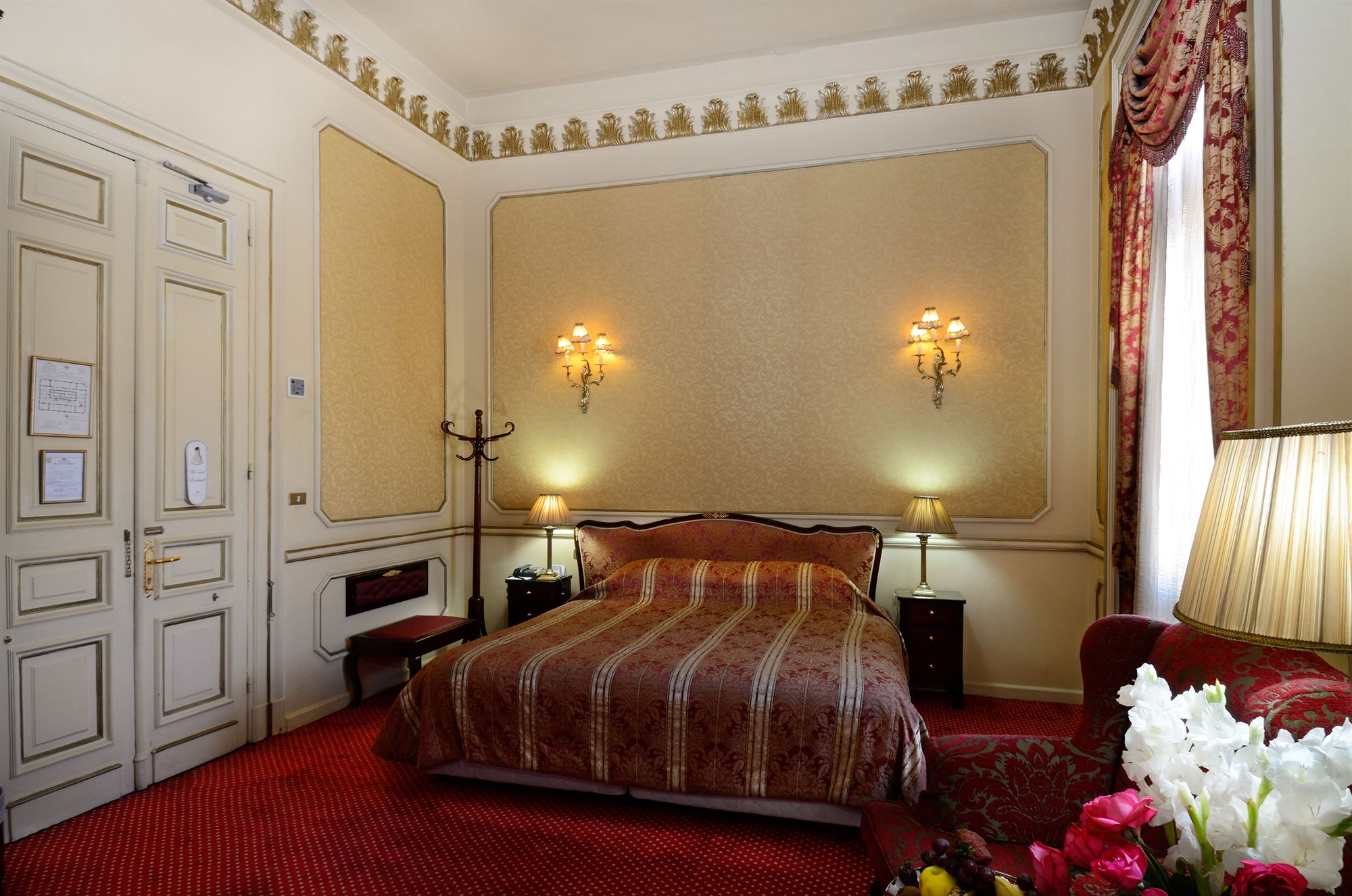Фото Paradise Inn Le Metropole Hotel