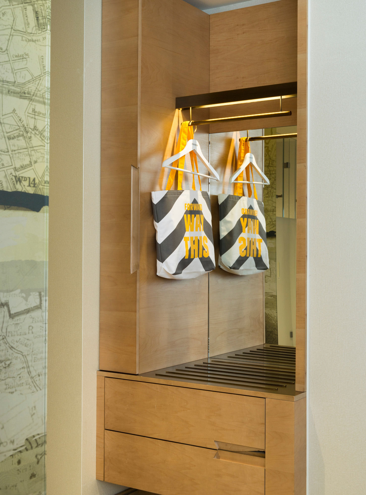 Фото The Envoy Hotel, Autograph Collection