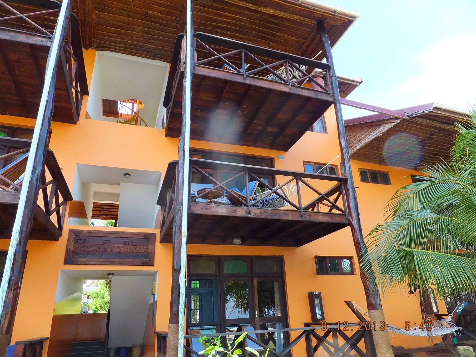 Фото Mnarani Beach Cottages