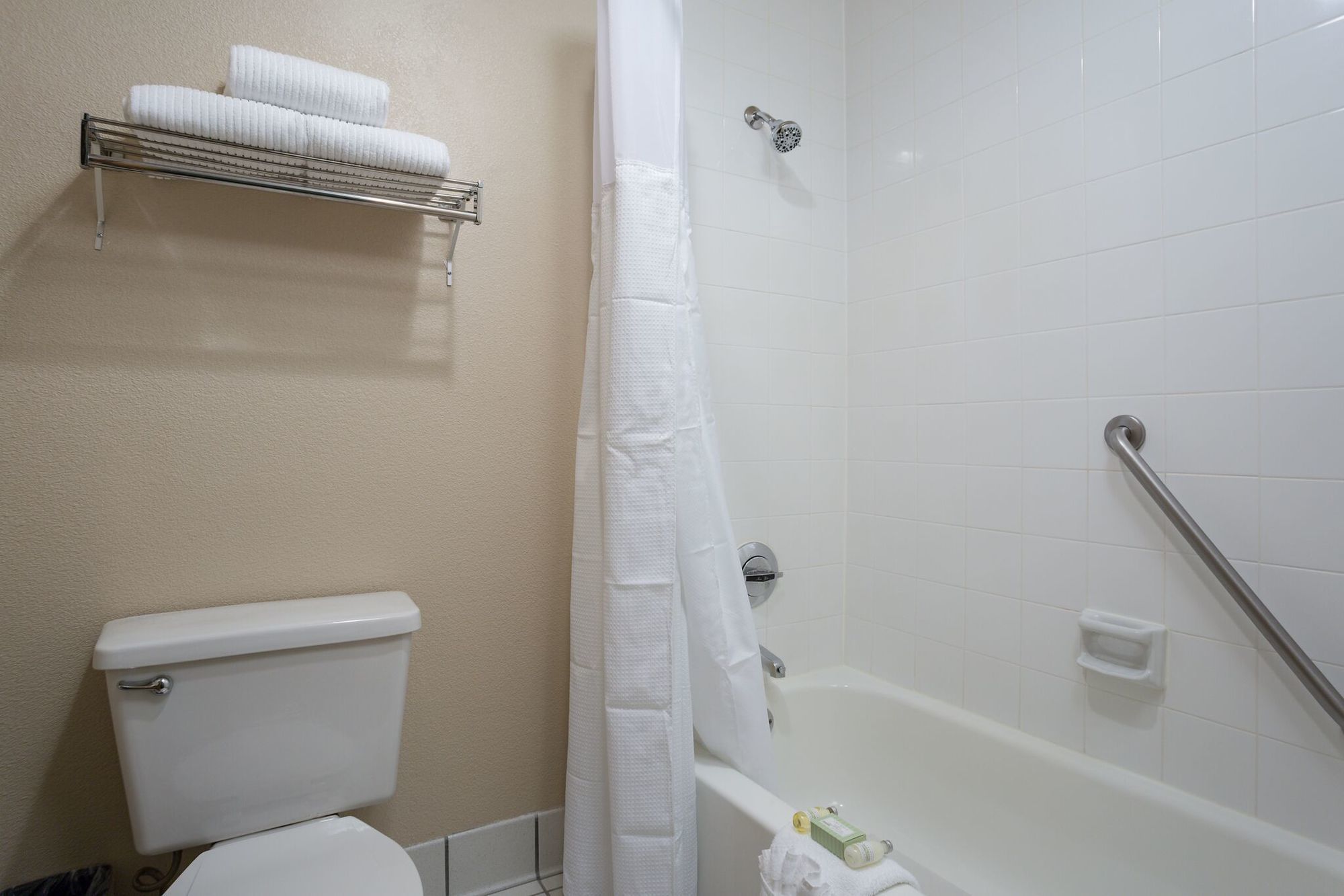 Фото Hotel Thea Tacoma, Ascend Hotel Collection