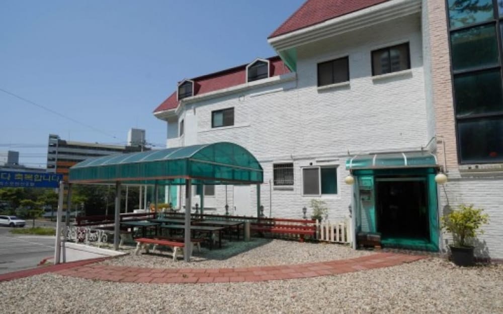 Фото Yeosu Expo Pension Hotel