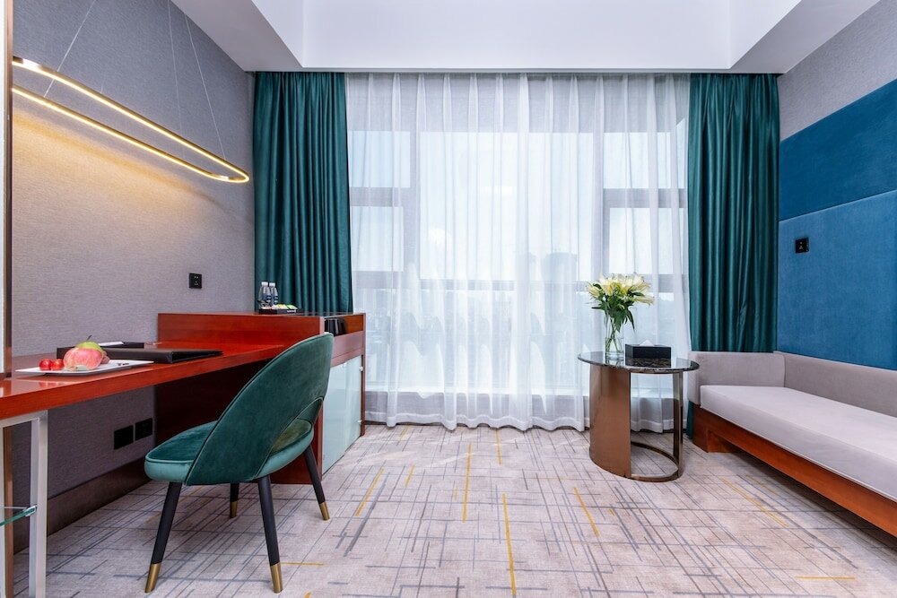 Фото Golden Tulip Wuhan Wangjiawan