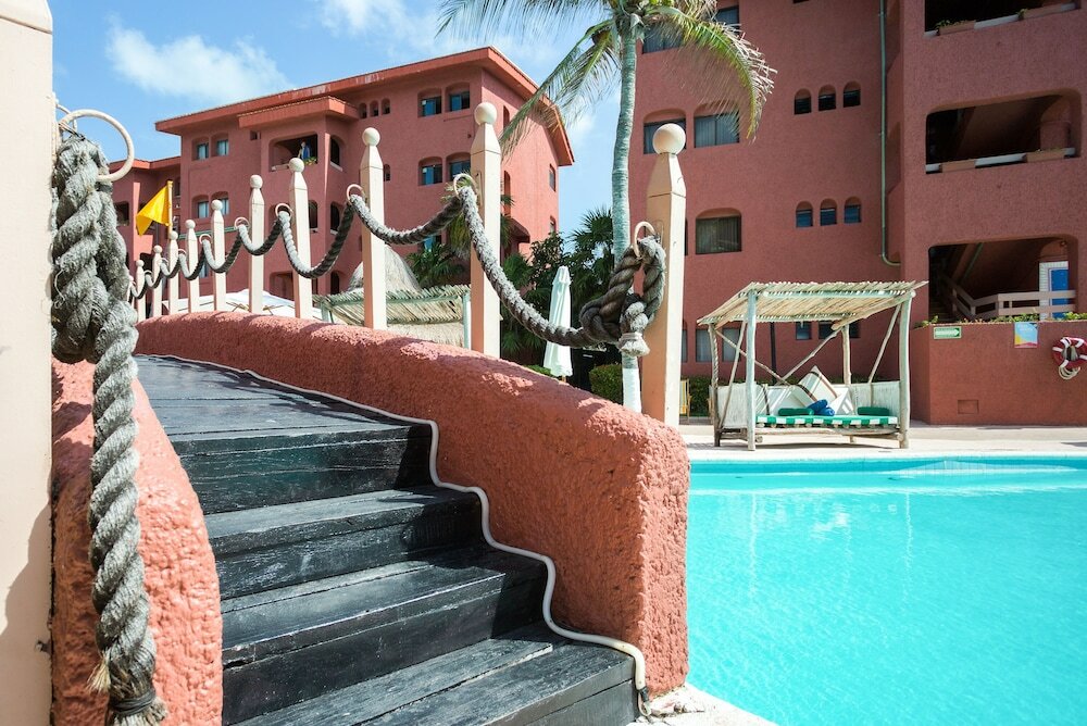 Фото Nílu Cancún Zona Hotelera by Selina