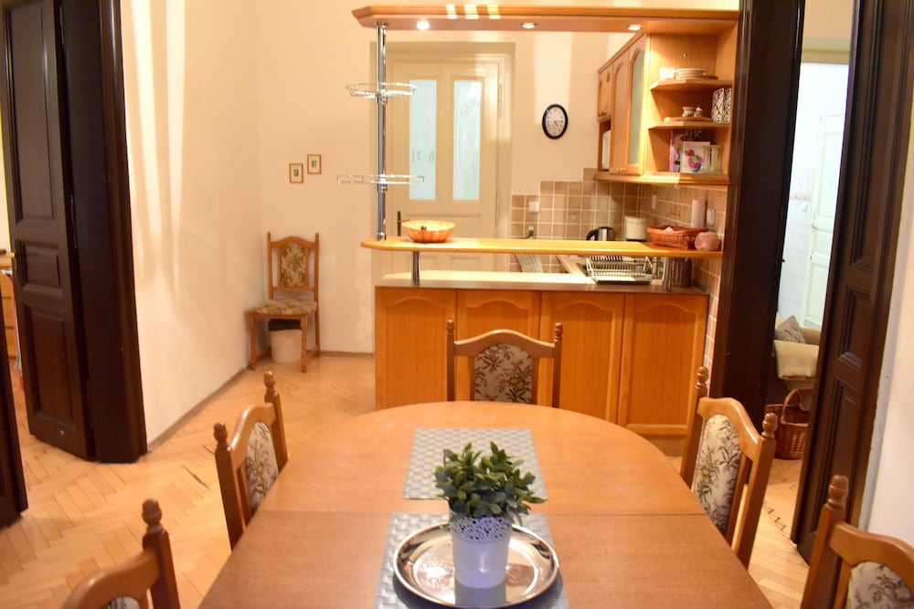 Фото Peaceful - Central residence home