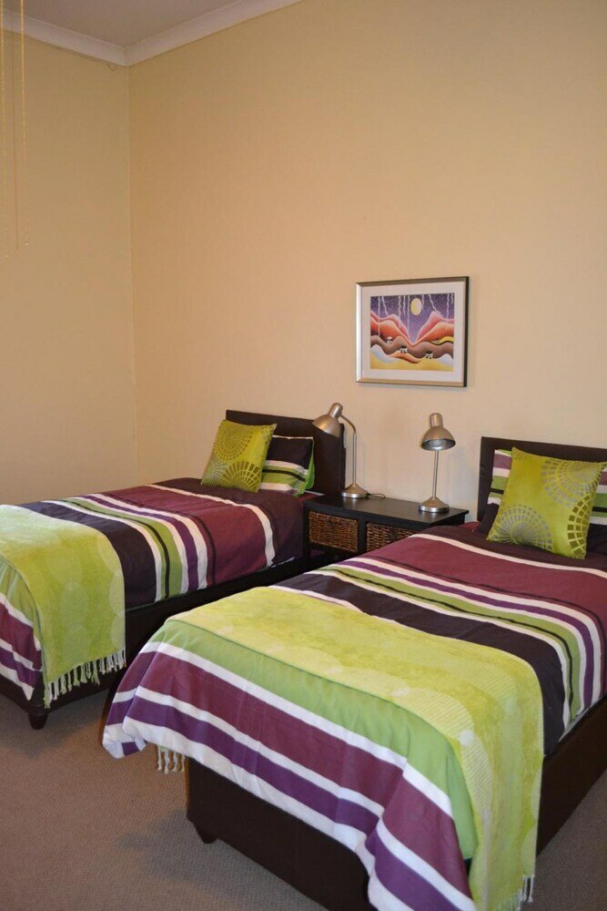 Фото Kestell Hotel