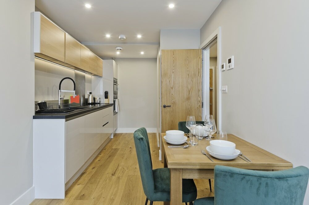 Фото Immaculate new Apartment in Chelsea by Underthedoormat