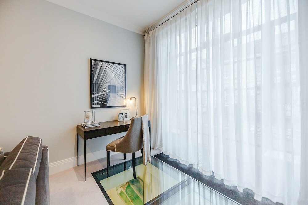 Фото Palace Wharf Apartments