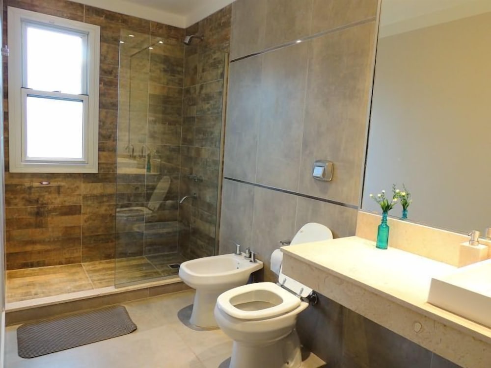 Фото Parque Los Nogales Apart Hotel