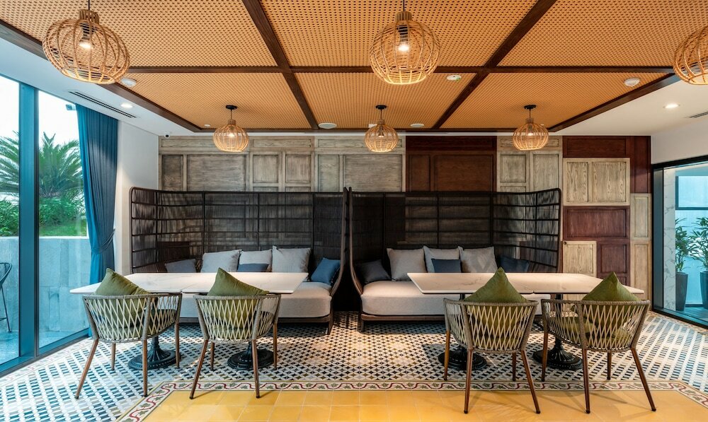 Фото Mövenpick Living West Hanoi