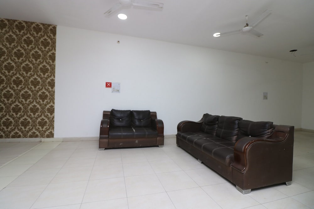 Фото Oyo 10013 Ashoka palace