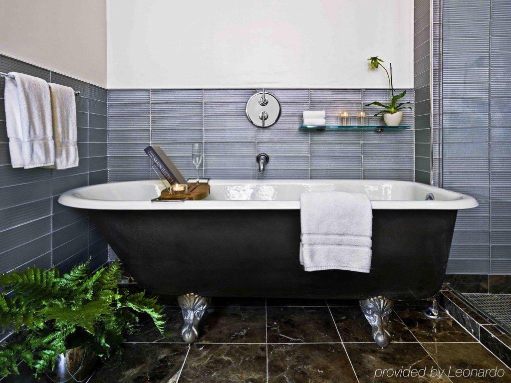 Фото Gild Hall - A Thompson Hotel