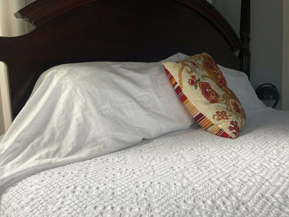 Фото Red Mahone Bed & Breakfast