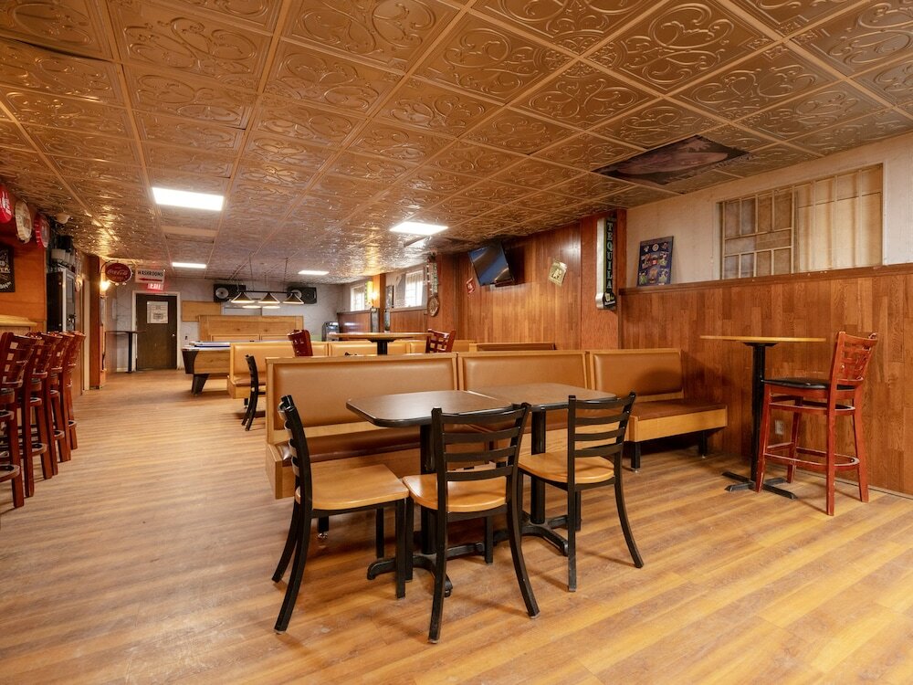 Фото Hotel Beaverton On - Lake Simcoe