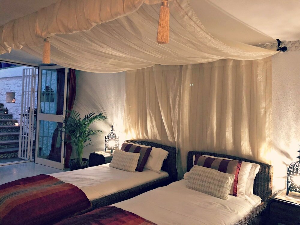 Фото Villa Breeze Boutique Guest Rooms Marbella