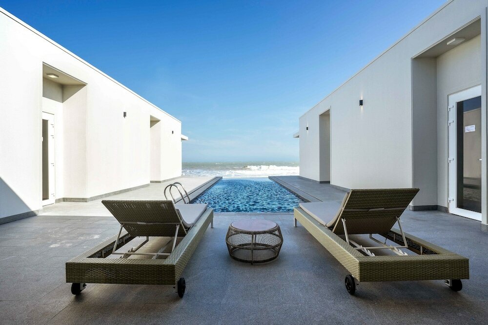 Фото Oceanami Villas & Beach Club - Managed by Oceanami Group