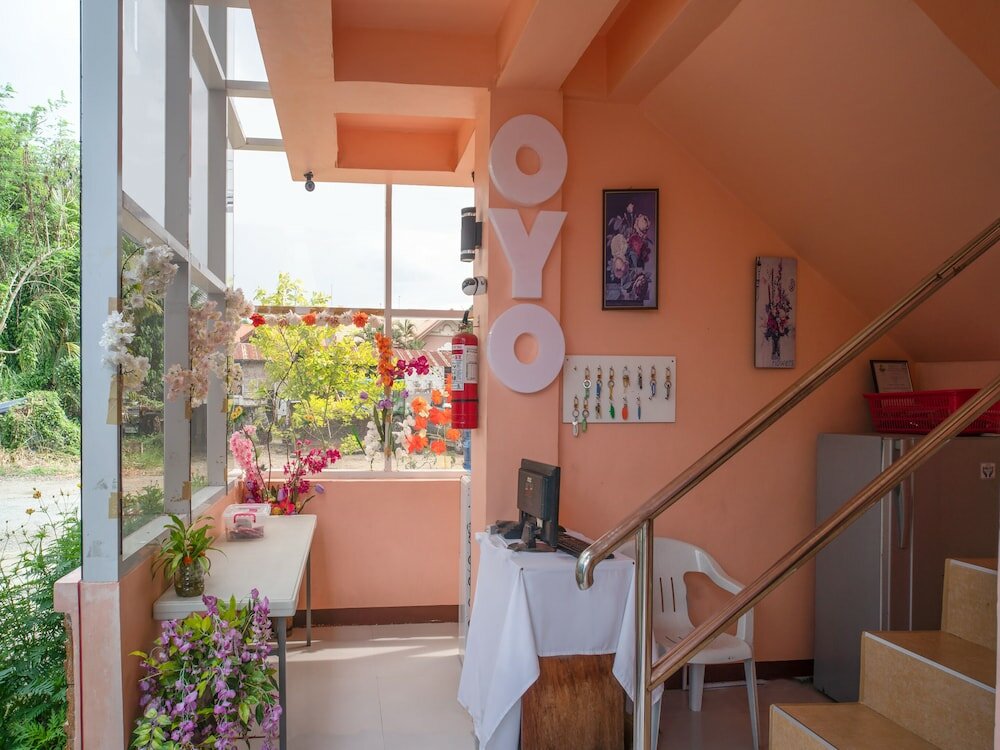 Фото Oyo 615 Cvp Hotel