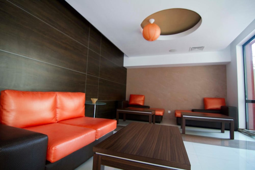 Фото Salena Plaza Hotel