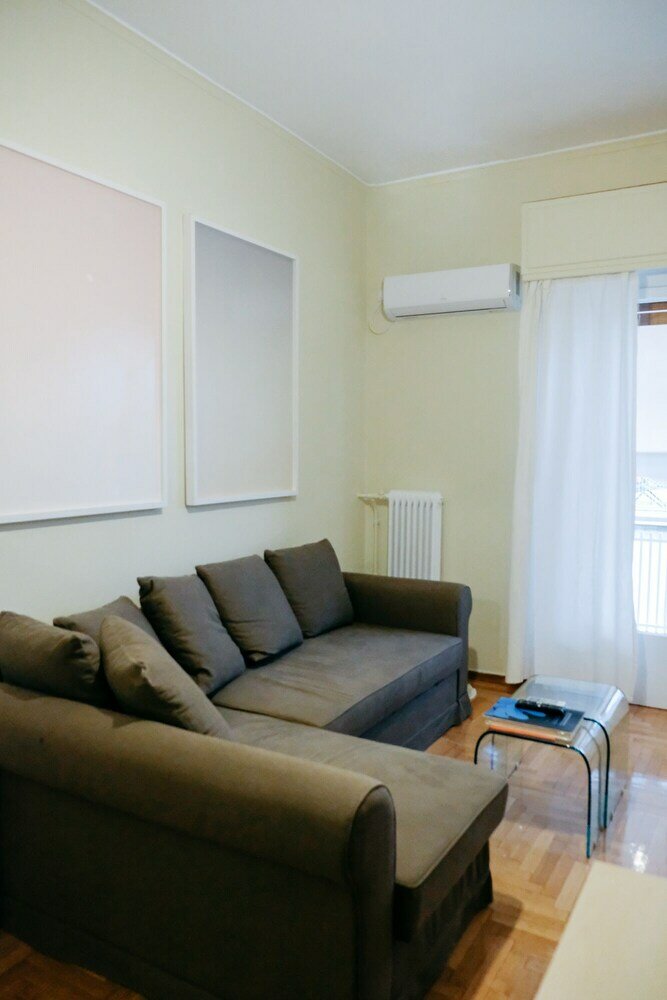 Фото Newly Renovated Athenian Apt